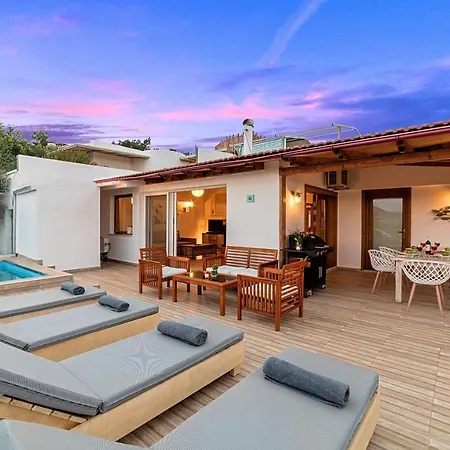 Carolina Villa
